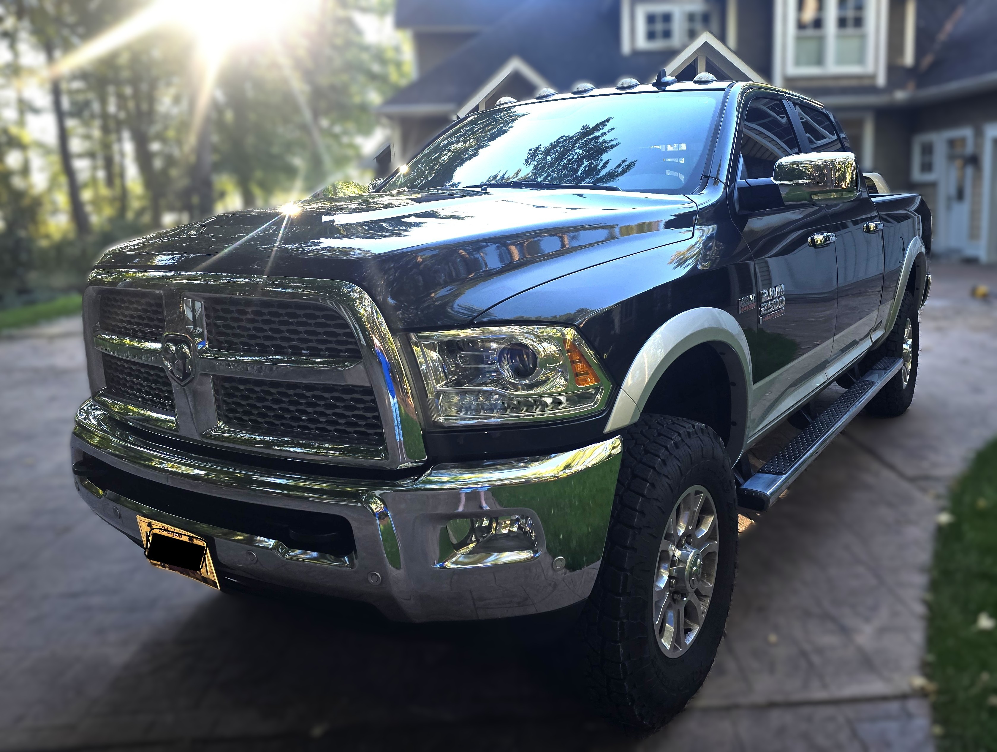 Used 2017 RAM 2500 Laramie w/ Snow Chief Group AWD/4WD image 1