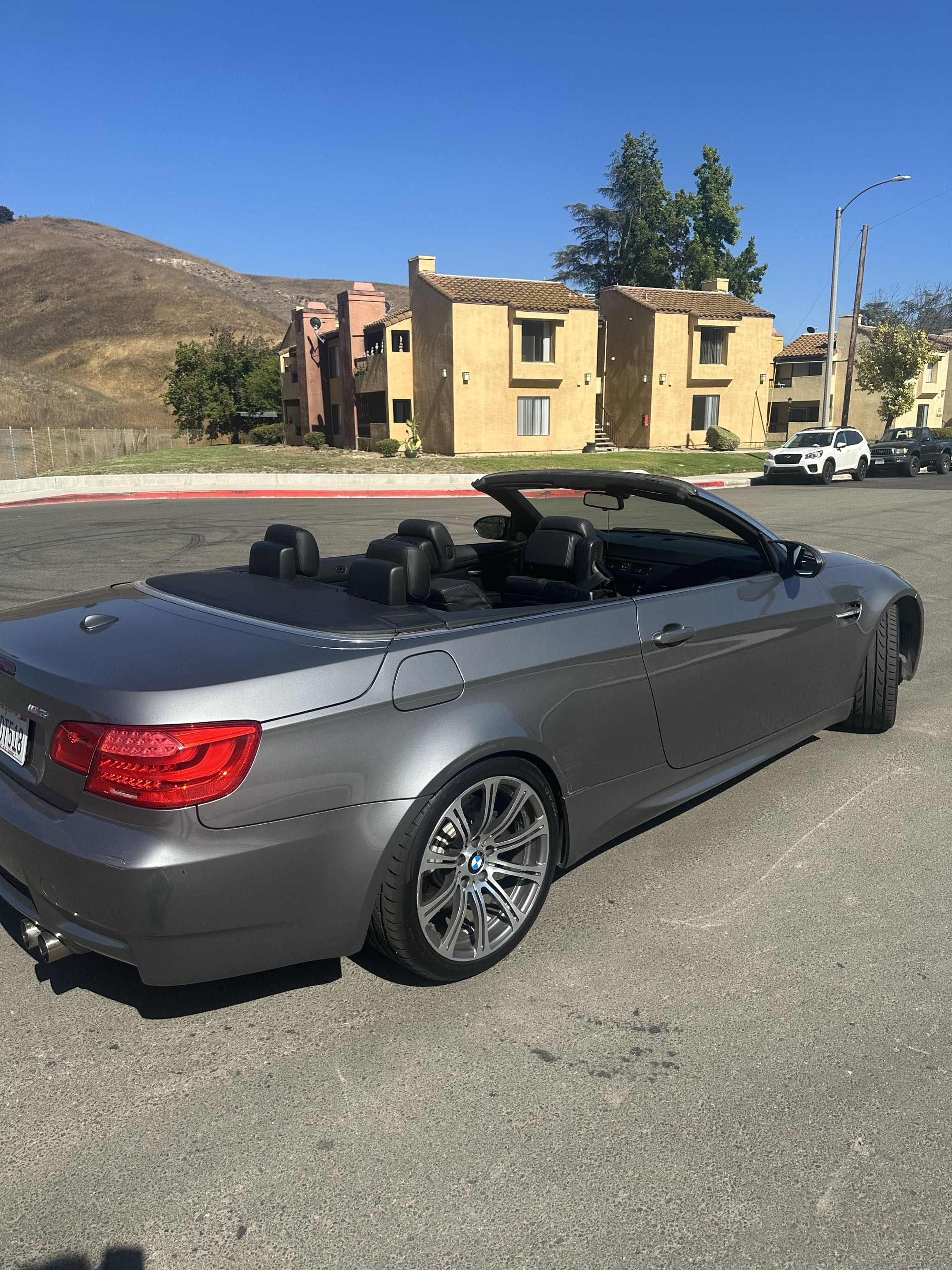 Used 2013 BMW M3 Convertible RWD image 6