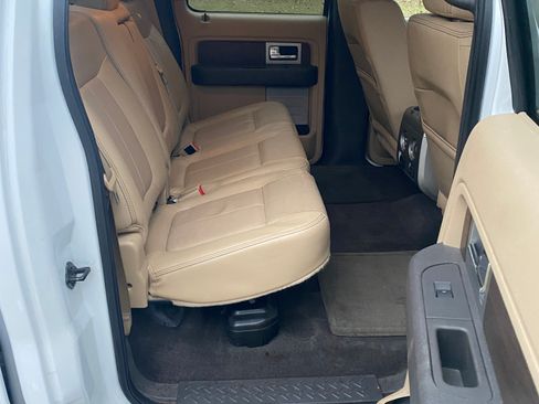 Used 2014 Ford F150 Lariat w/ Equipment Group 501A Mid image 11