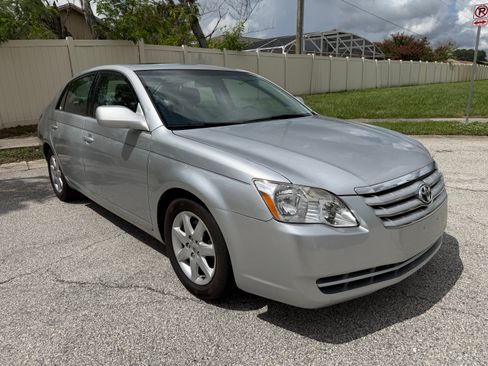Used 2005 Toyota Avalon XL FWD image 4