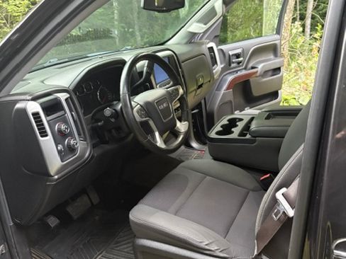 Used 2016 GMC Sierra 1500 SLE w/ SLE Value Package AWD/4WD image 11