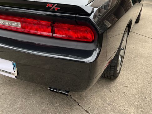 Used 2009 Dodge Challenger R/T image 9