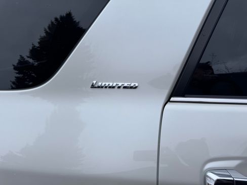 Used 2022 Toyota 4Runner Limited image 15