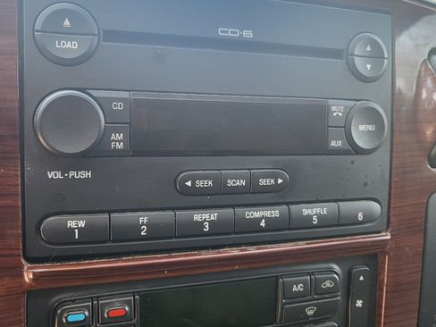 Used 2007 Ford F350 Lariat image 30