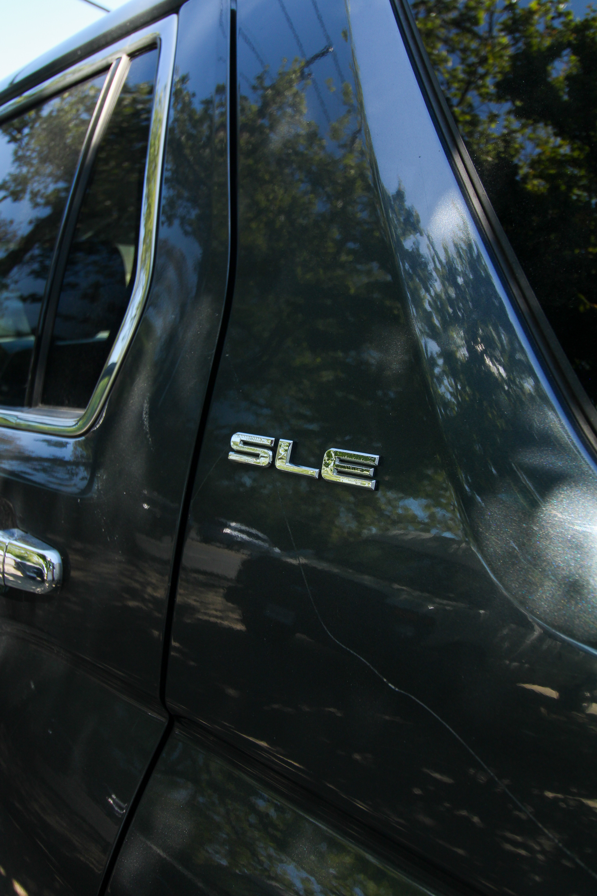 Used 2010 GMC Terrain SLE AWD/4WD image 9