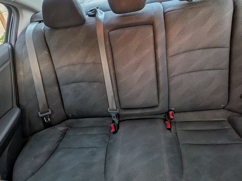 Used 2016 Honda Accord EX image 8