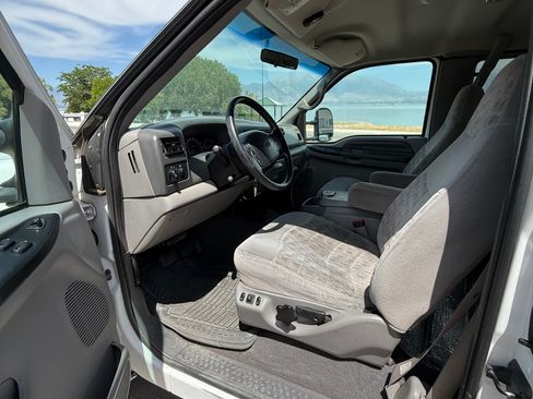 Used 1999 Ford F350 4x4 SuperCab DRW Super Duty image 11