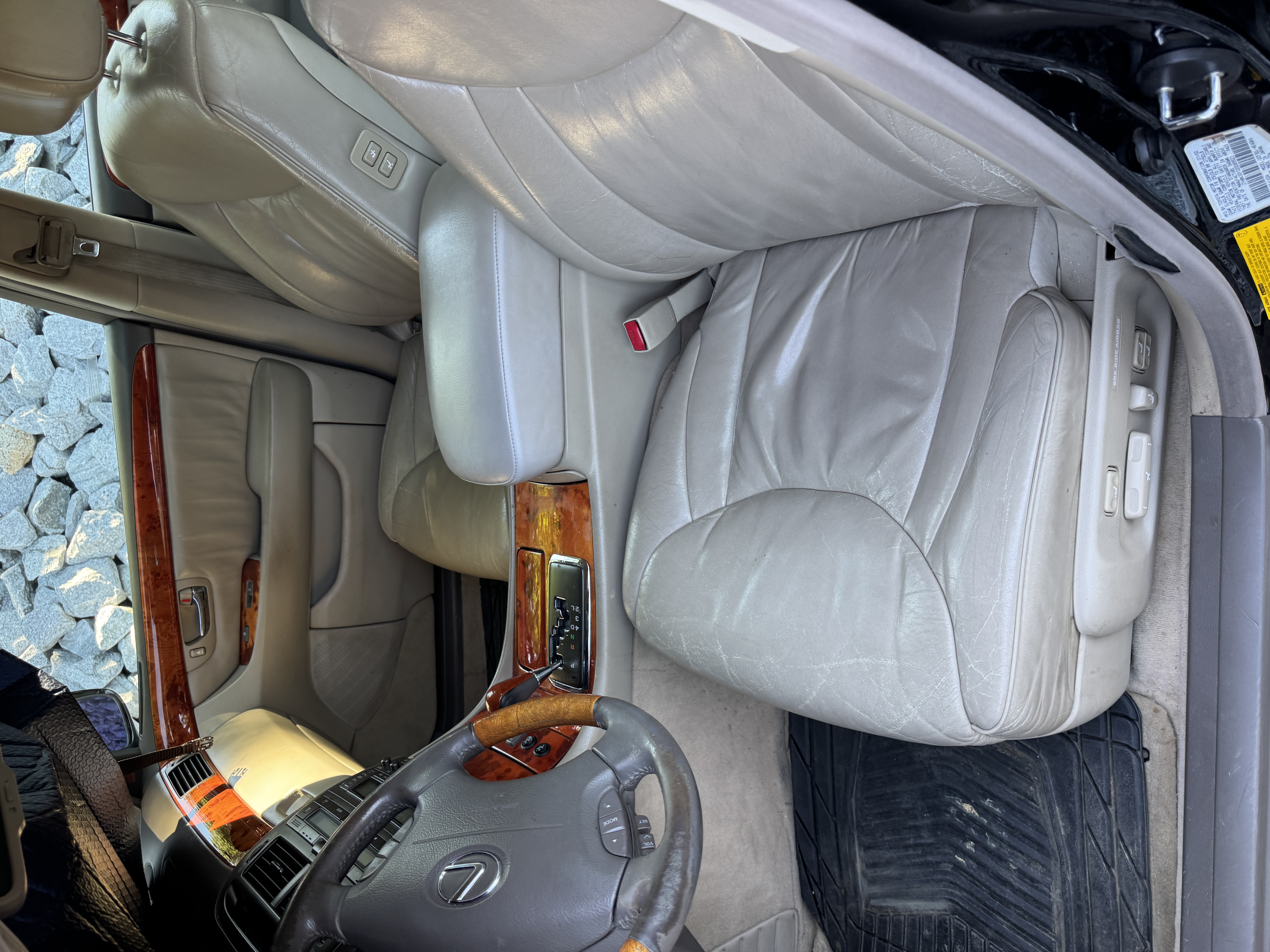 Used 2002 Lexus LS 430 RWD image 8