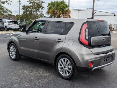 Used 2018 Kia Soul + w/ + Primo LIT Package image 4