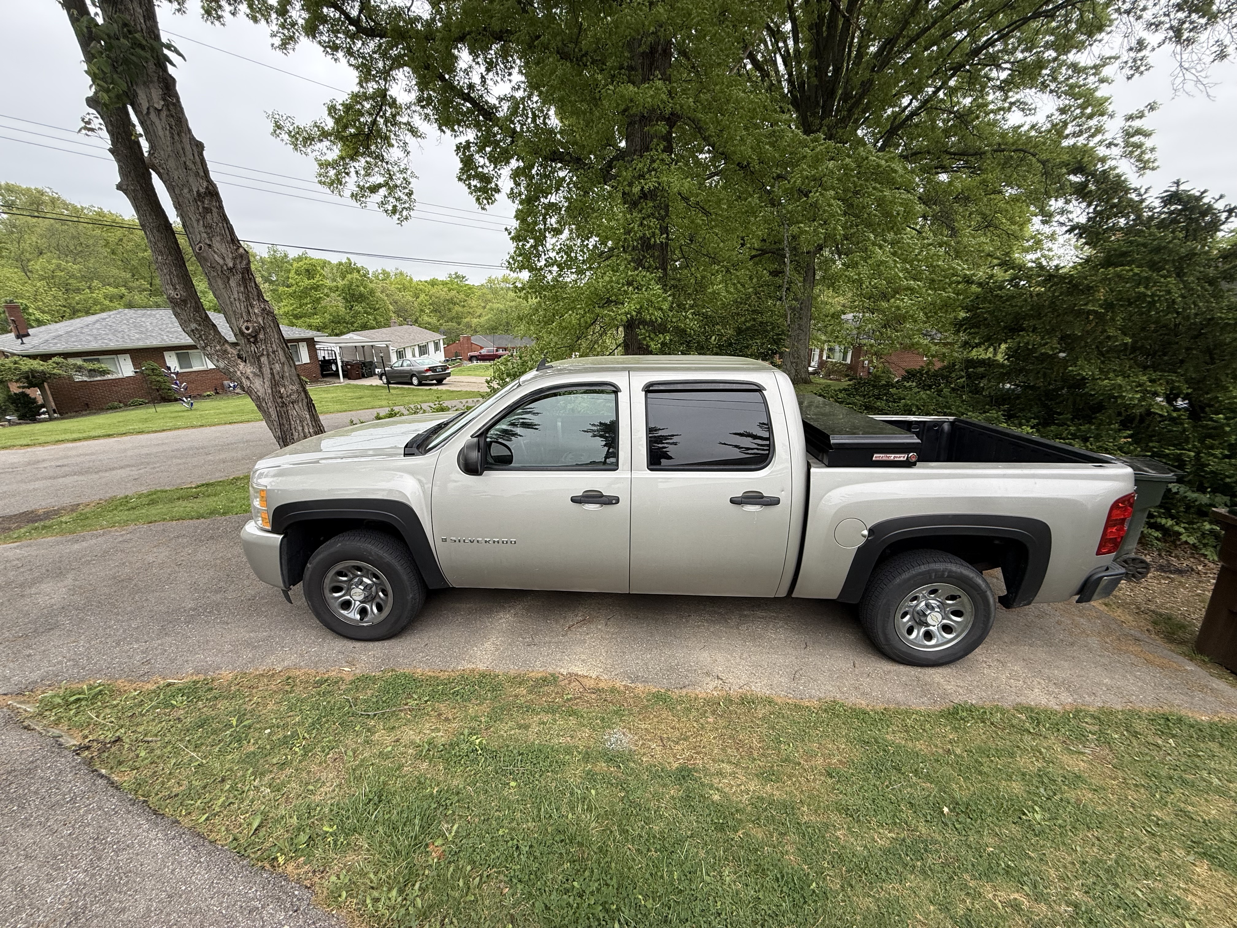 Used 2009 Chevrolet Silverado 1500 LS RWD image 1