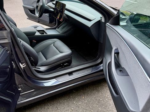 Used 2024 Tesla Model 3 Standard Range RWD image 21