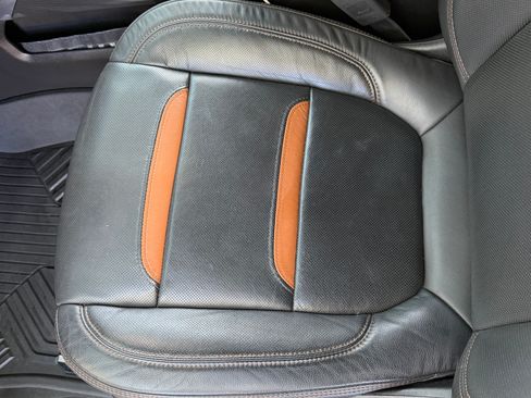 Used 2020 GMC Sierra 1500 AT4 w/ AT4 Premium Package image 14