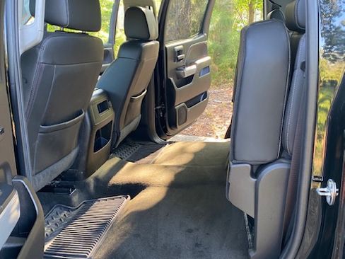 Used 2018 Chevrolet Silverado 2500 LTZ w/ Duramax Plus Package AWD/4WD image 12