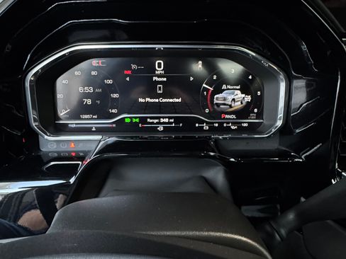 Used 2024 GMC Sierra 1500 Elevation image 11