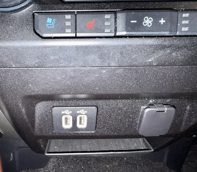 Used 2019 Ford F150 Lariat AWD/4WD image 22