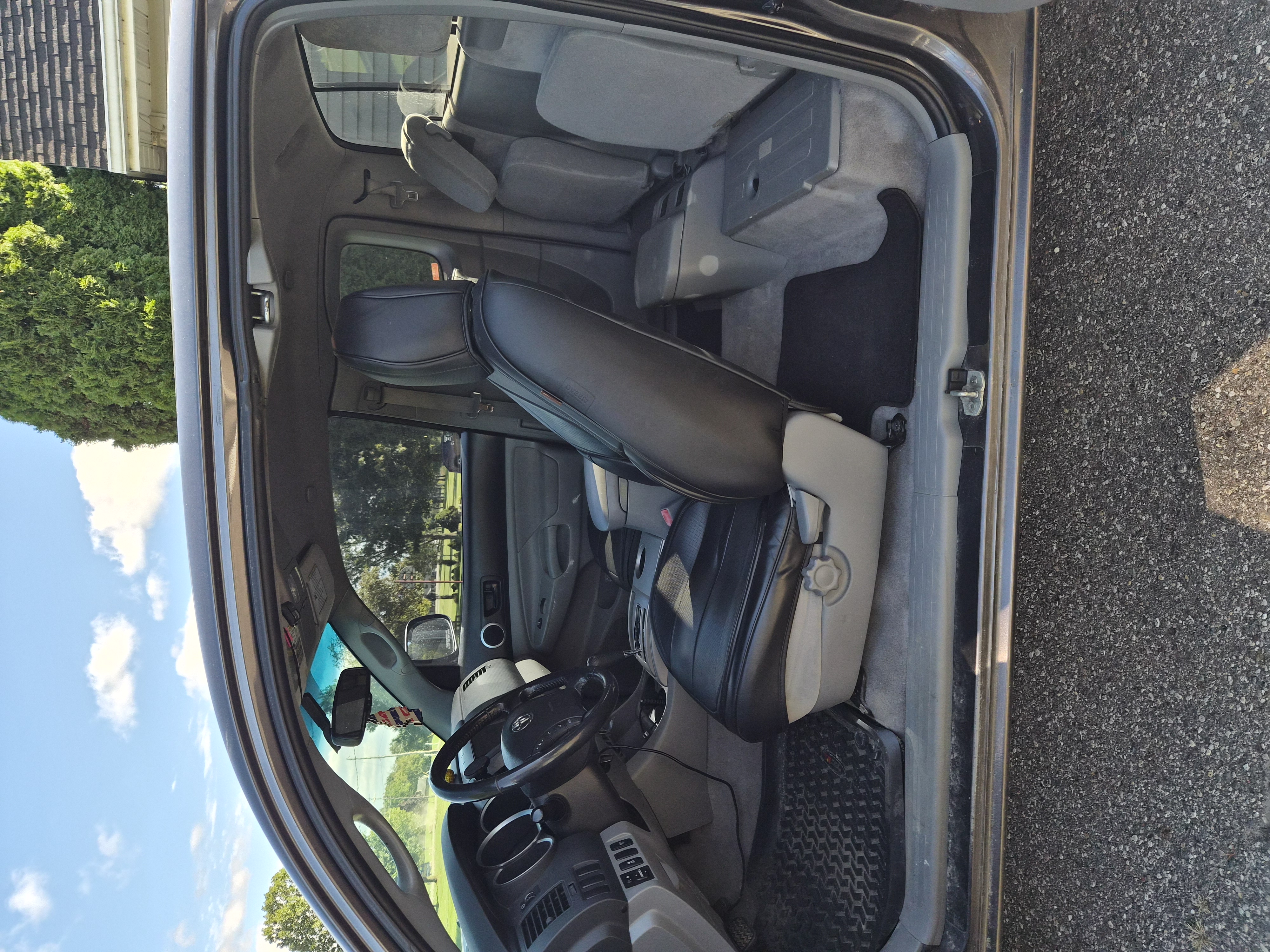 Used 2011 Toyota Tacoma 4x4 Access Cab w/ SR5 Pkg #2 image 9