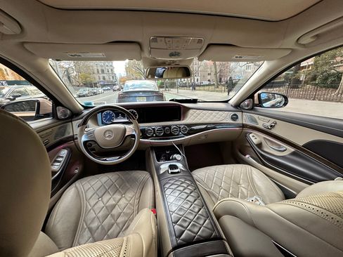 Used 2016 Mercedes-Benz Maybach S 600 image 7