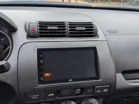 Used 2008 Honda Fit Hatchback 4D image 4