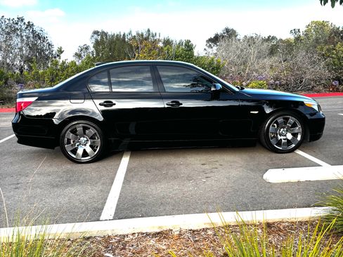Used 2004 BMW 530i Sedan RWD image 1