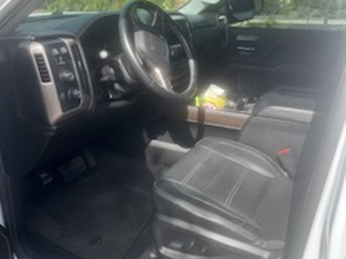 Used 2018 GMC Sierra 1500 Denali image 2