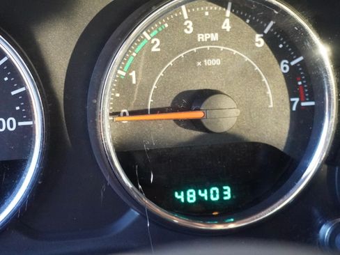 Used 2012 Jeep Wrangler Sport w/ Connectivity Group AWD/4WD image 27