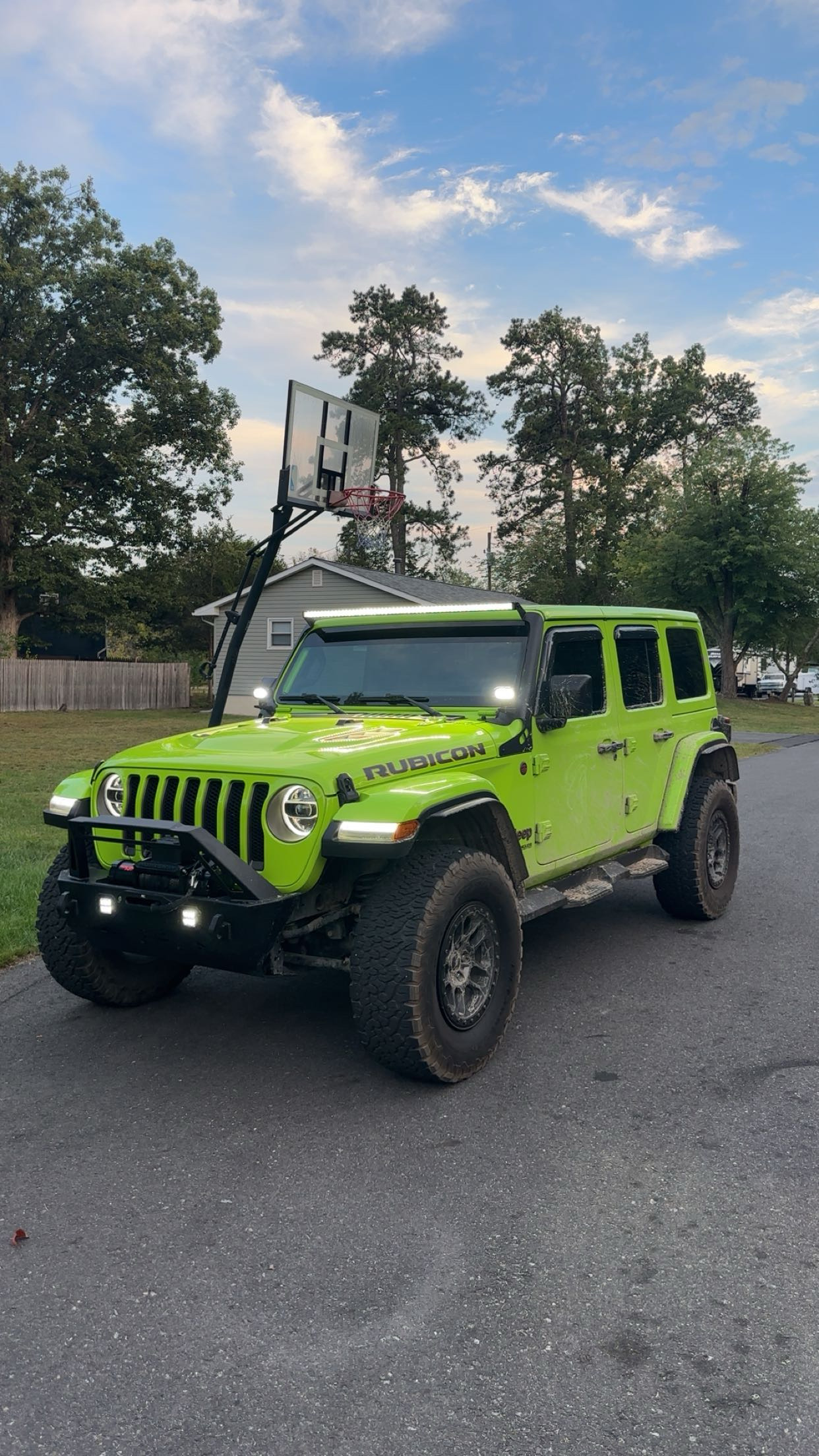 Used 2021 Jeep Wrangler Unlimited Rubicon w/ Xtreme Recon 35" Tire Package AWD/4WD image 23