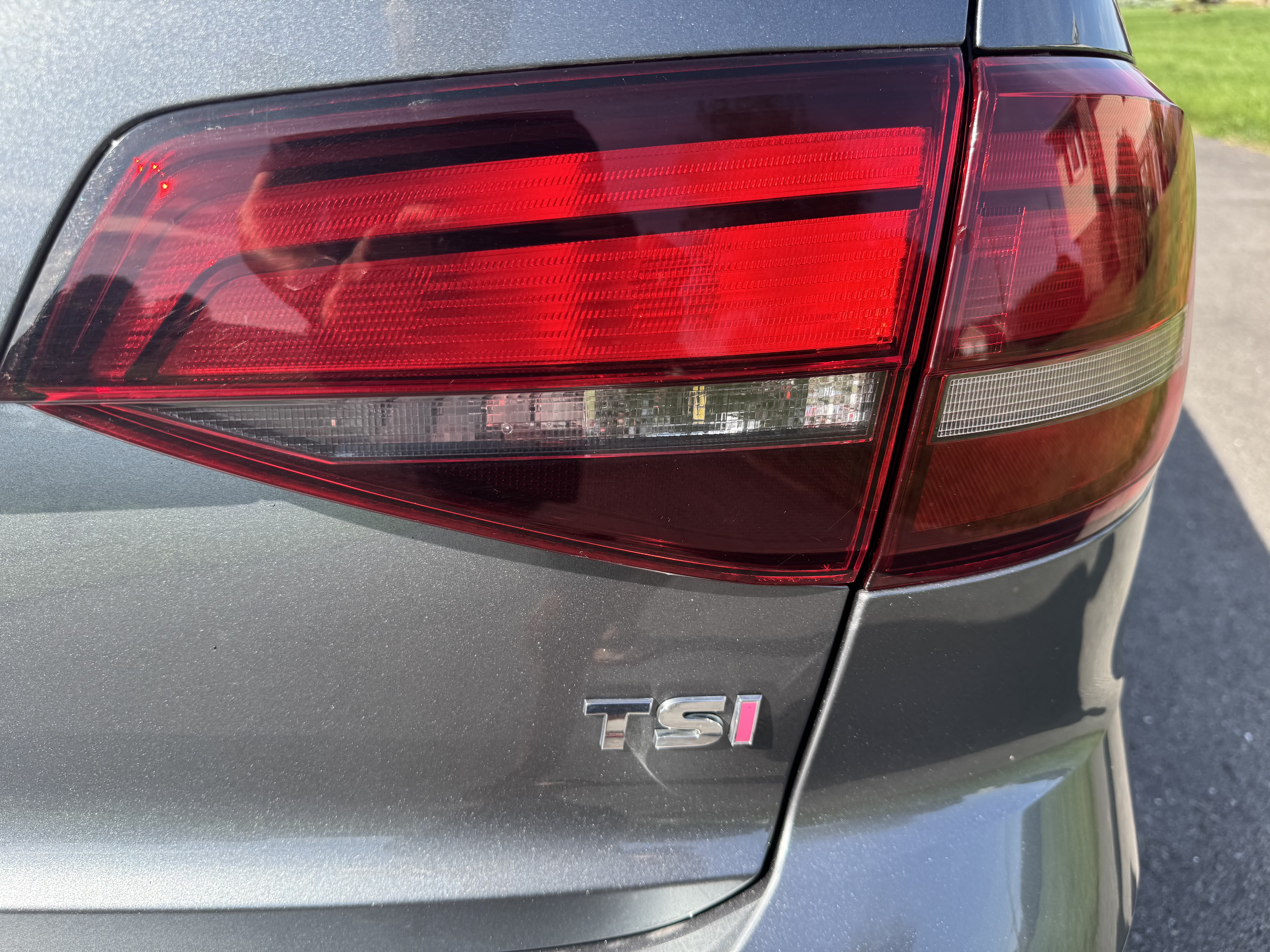 Used 2017 Volkswagen Jetta SE FWD image 12