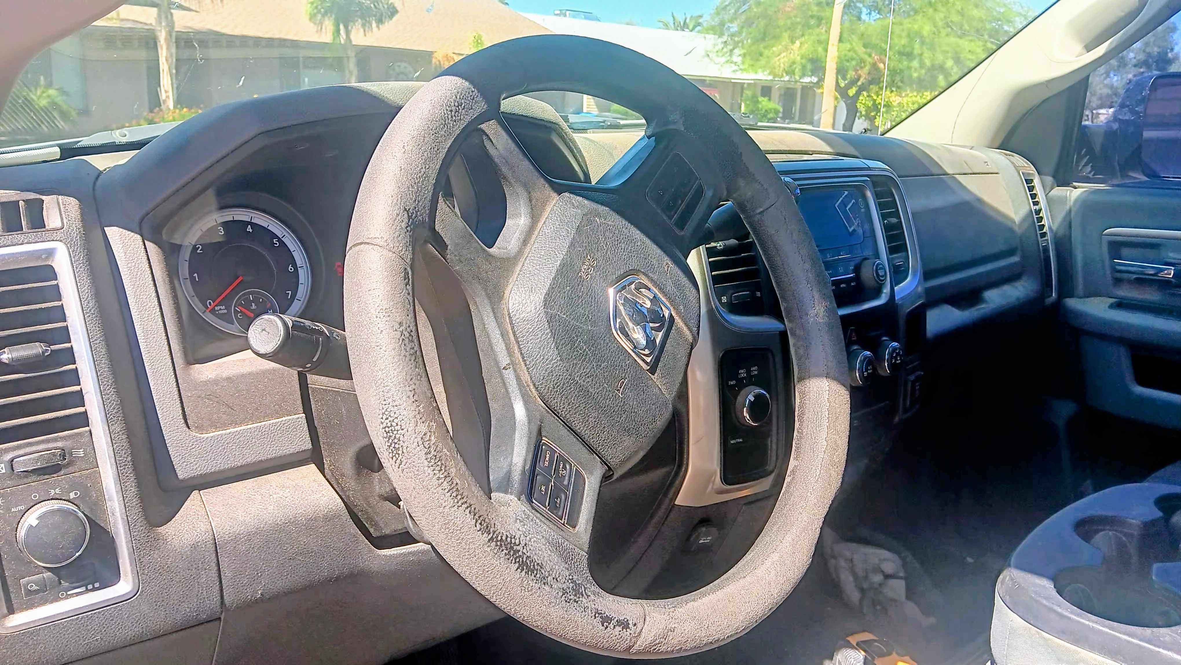 Used 2013 RAM 3500 SLT AWD/4WD image 5