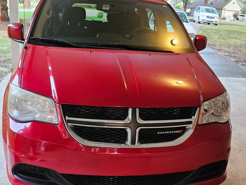Used 2013 Dodge Grand Caravan SXT w/ Security Group image 5