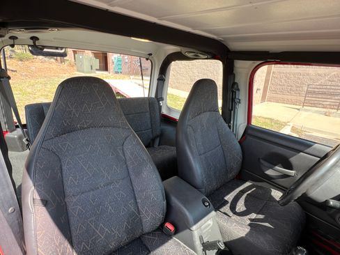 Used 2001 Jeep Wrangler Sport AWD/4WD image 25