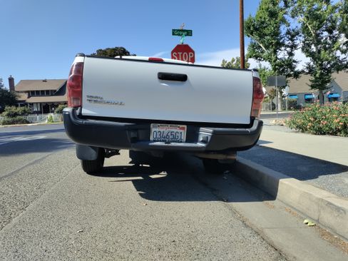 Used 2012 Toyota Tacoma 2WD Regular Cab image 14