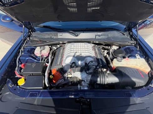 Used 2015 Dodge Challenger SRT Hellcat image 9