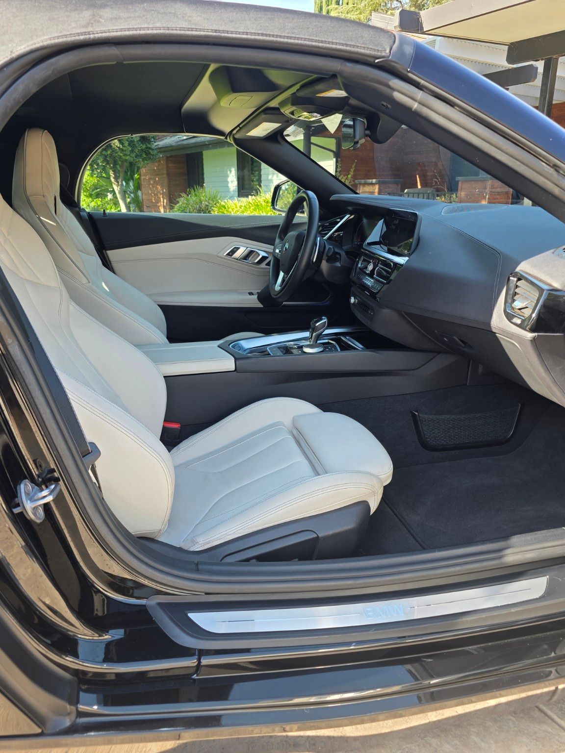 Used 2020 BMW Z4 sDrive30i w/ Premium Package RWD image 9