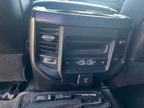 Used 2024 RAM 2500 Limited AWD/4WD image 16