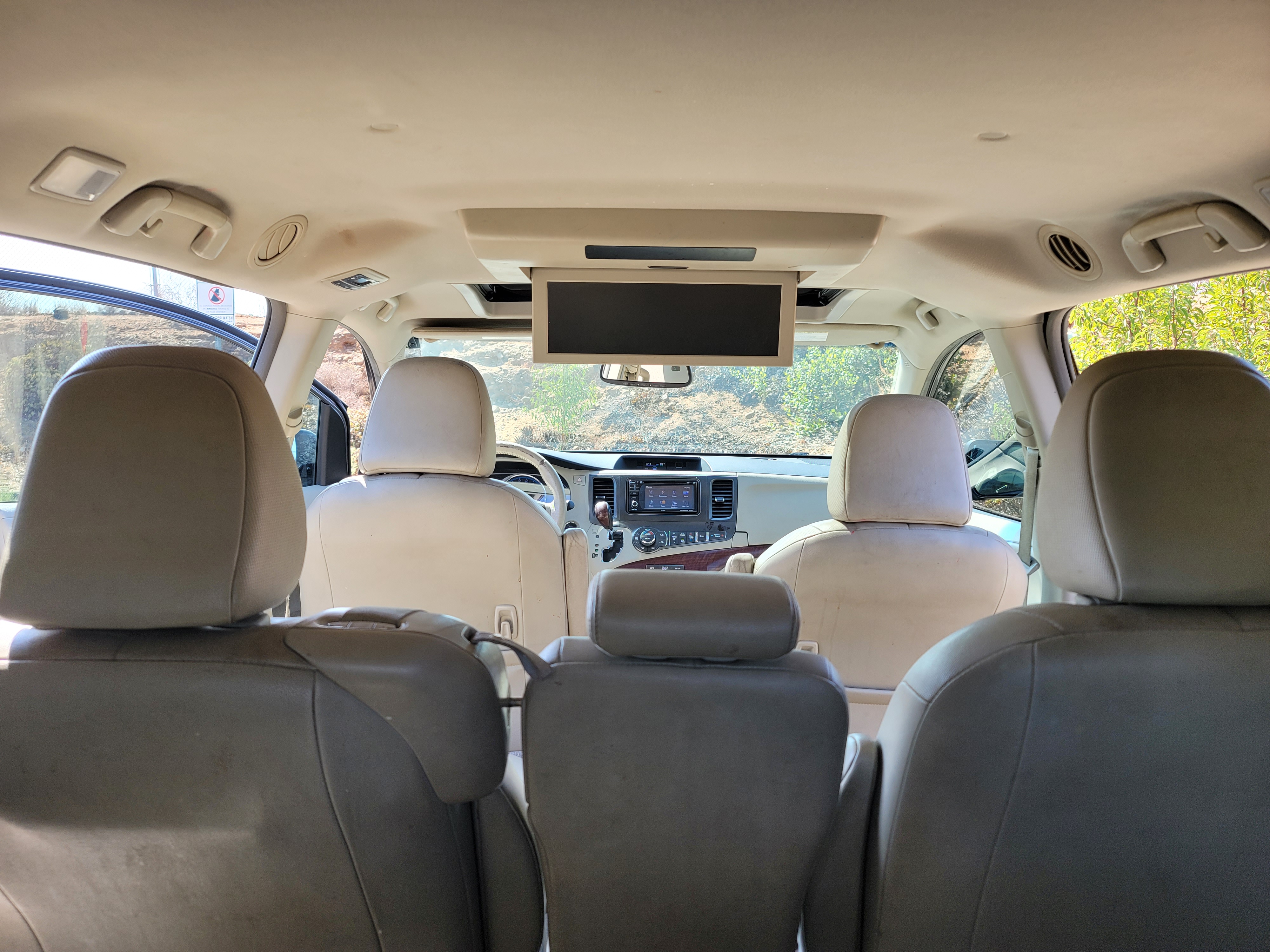 Used 2013 Toyota Sienna XLE w/ Entertainment Pkg FWD image 5