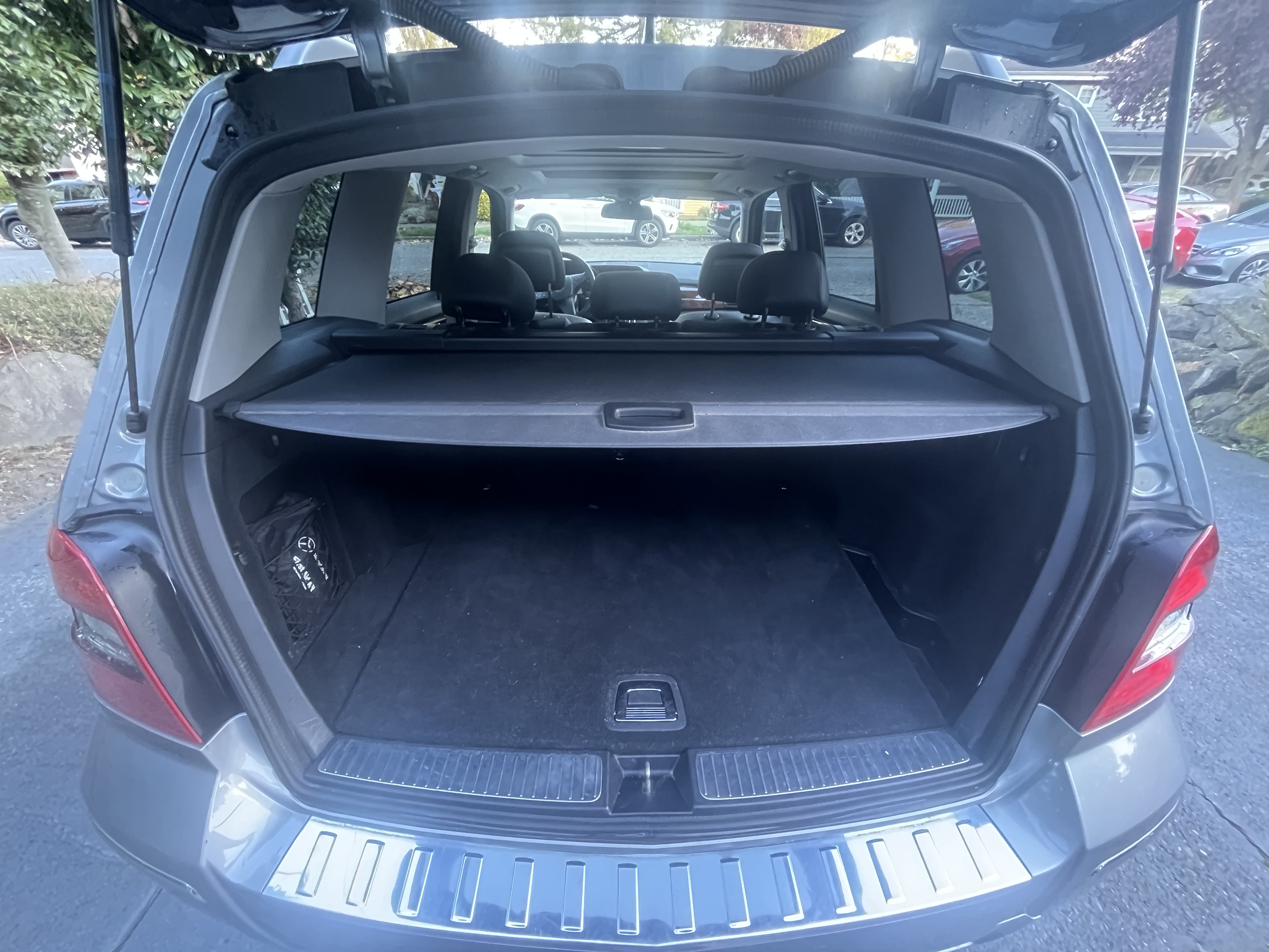 Used 2011 Mercedes-Benz GLK 350 4MATIC image 24