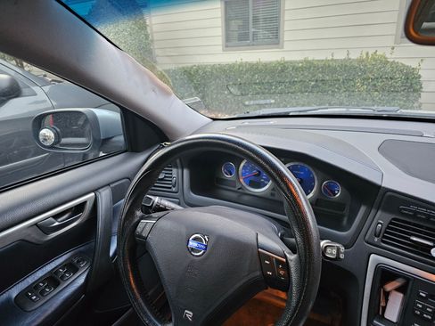 Used 2007 Volvo V70 R image 8