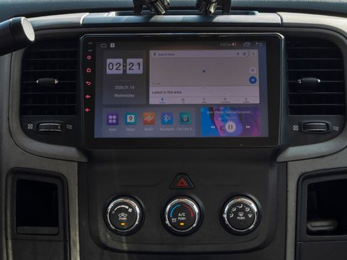 Used 2018 RAM 2500 Tradesman w/ Chrome Appearance Group image 16