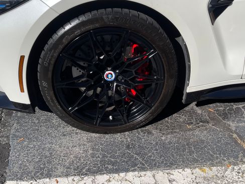 Used 2022 BMW M4 xDrive Competition w/ M Carbon Exterior Package image 8