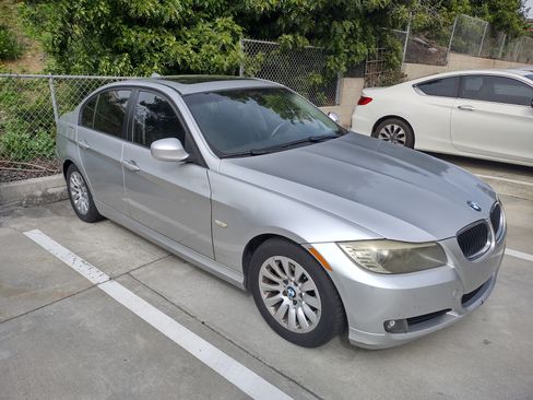 Used 2009 BMW 328i 328i Sedan 4D image 4