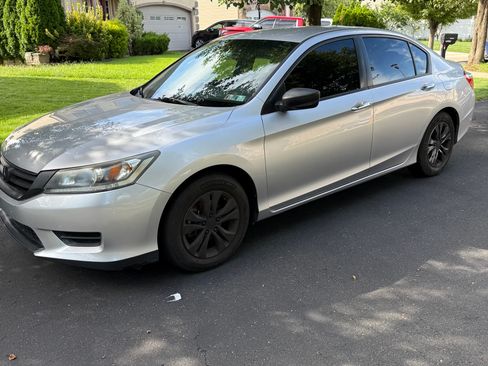 Used 2014 Honda Accord LX image 2