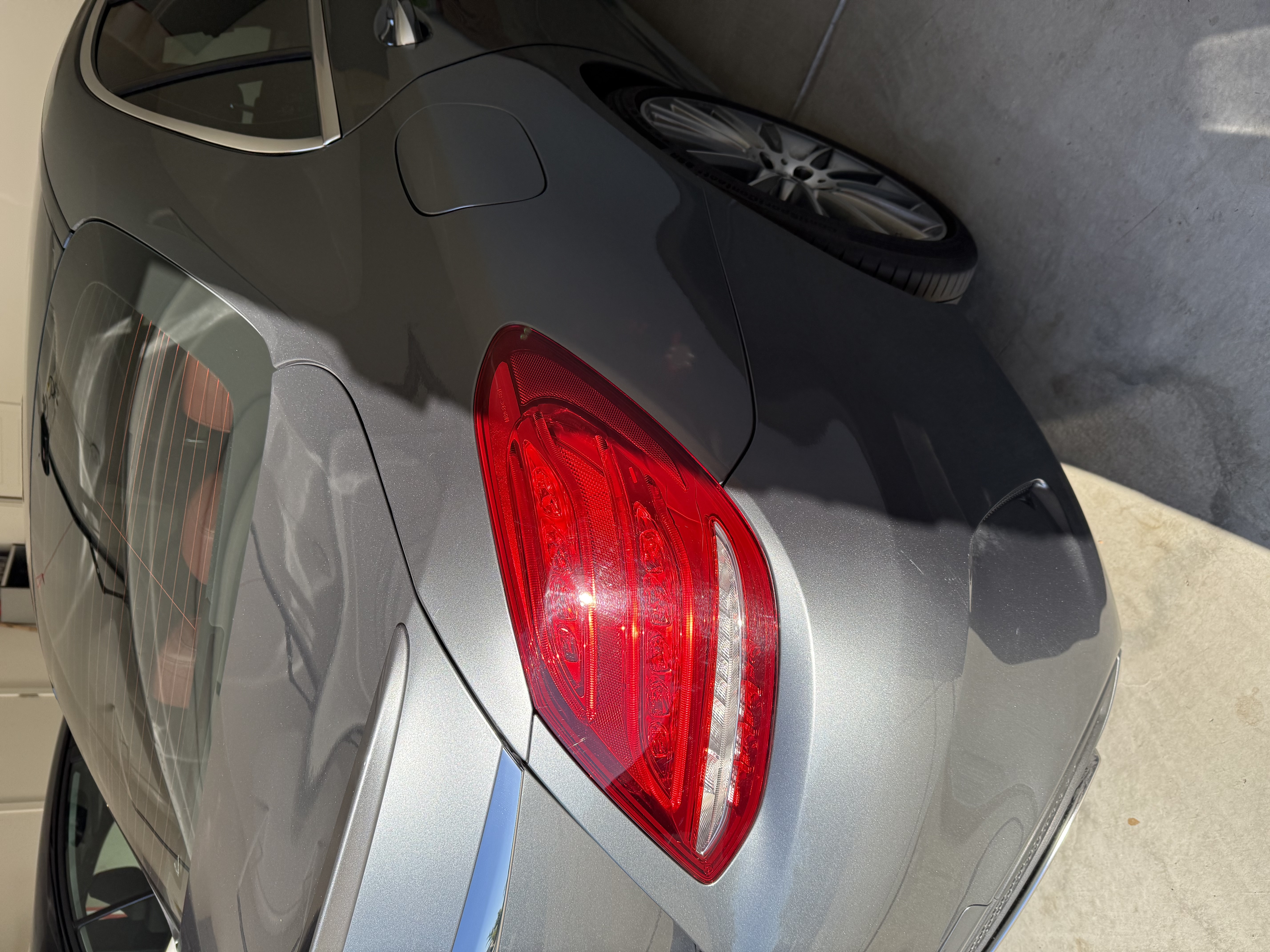 Used 2017 Mercedes-Benz C 300 Sedan image 8