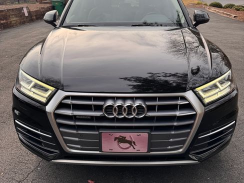 Used 2018 Audi Q5 2.0T Premium Plus w/ Premium Plus Package image 2