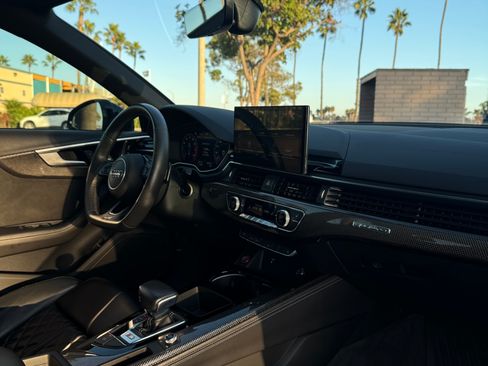 Used 2020 Audi S4 Premium Plus w/ Premium Plus Package image 9