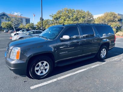 Used 2011 GMC Yukon XL SLT