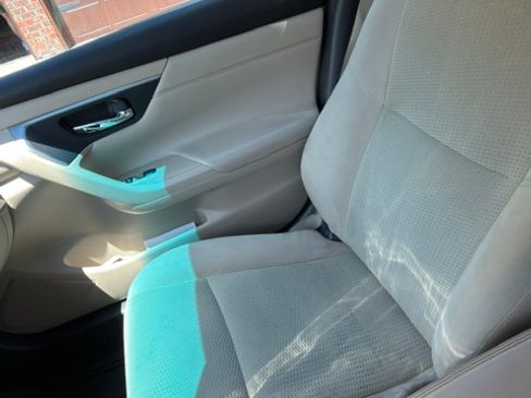 Used 2015 Nissan Altima 2.5 S w/ Power Driver Seat Package FWD image 9
