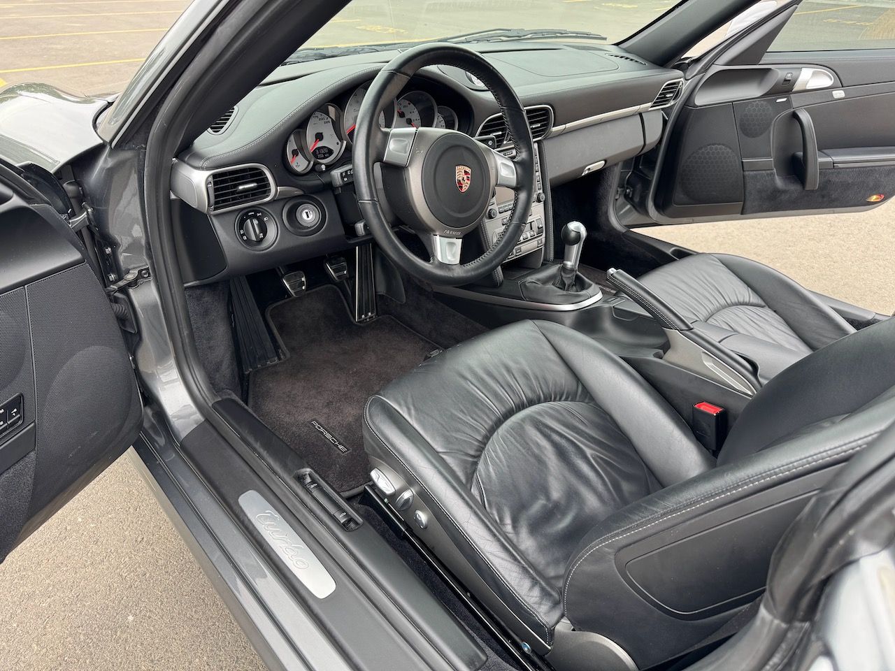 Used 2007 Porsche 911 Turbo AWD/4WD image 13