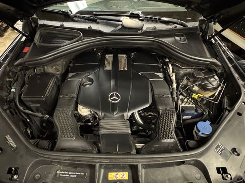 Used 2016 Mercedes-Benz GL 450 4MATIC image 25