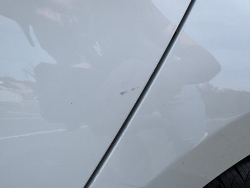 Used 2021 Volkswagen GTI SE image 26