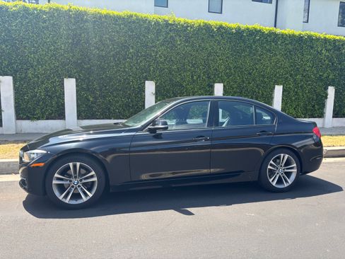 Used 2012 BMW 328i Sedan RWD image 8